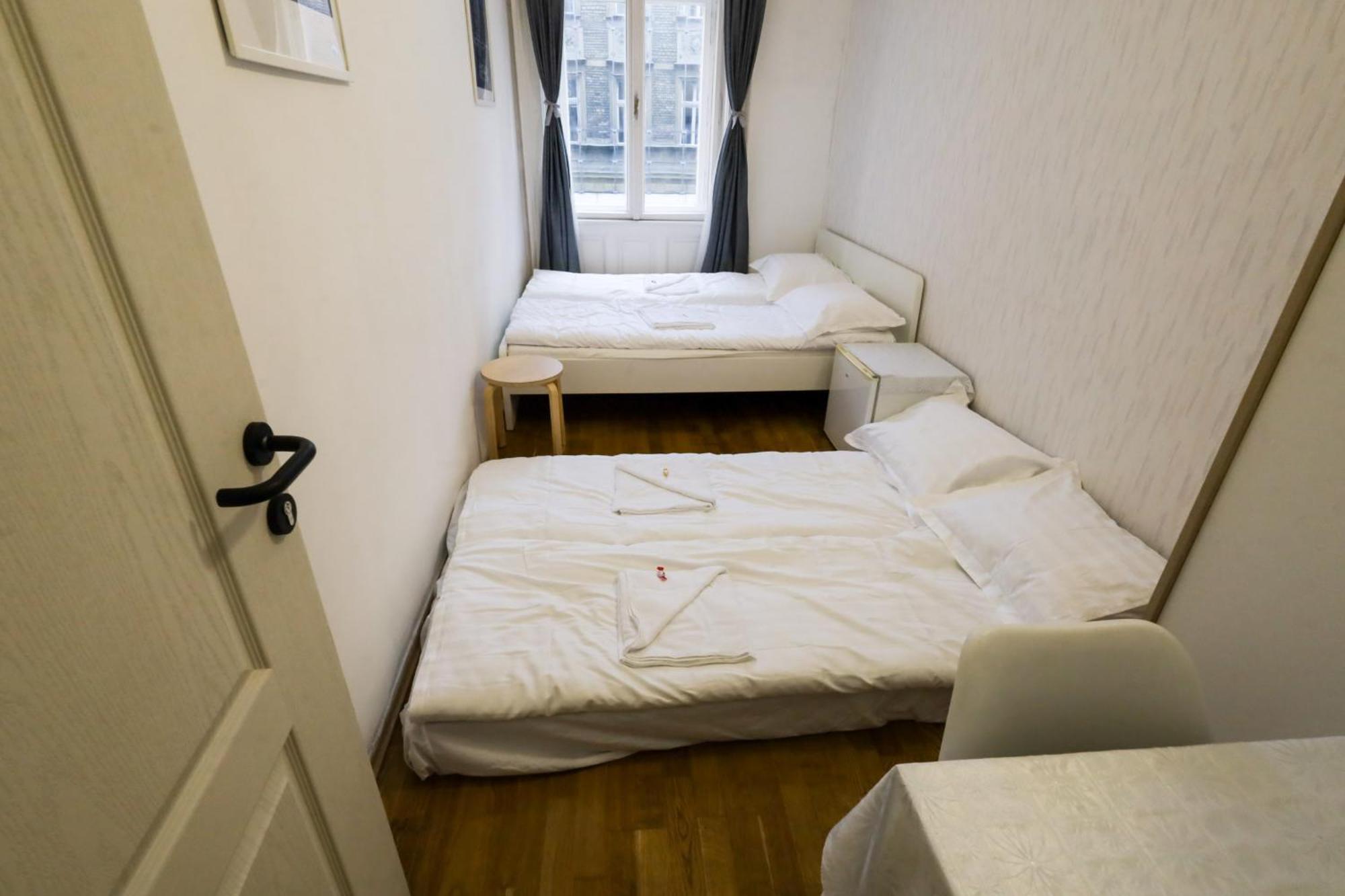 Budapest Pest-Port Apartment 4 Rooms For 16 Person 外观 照片