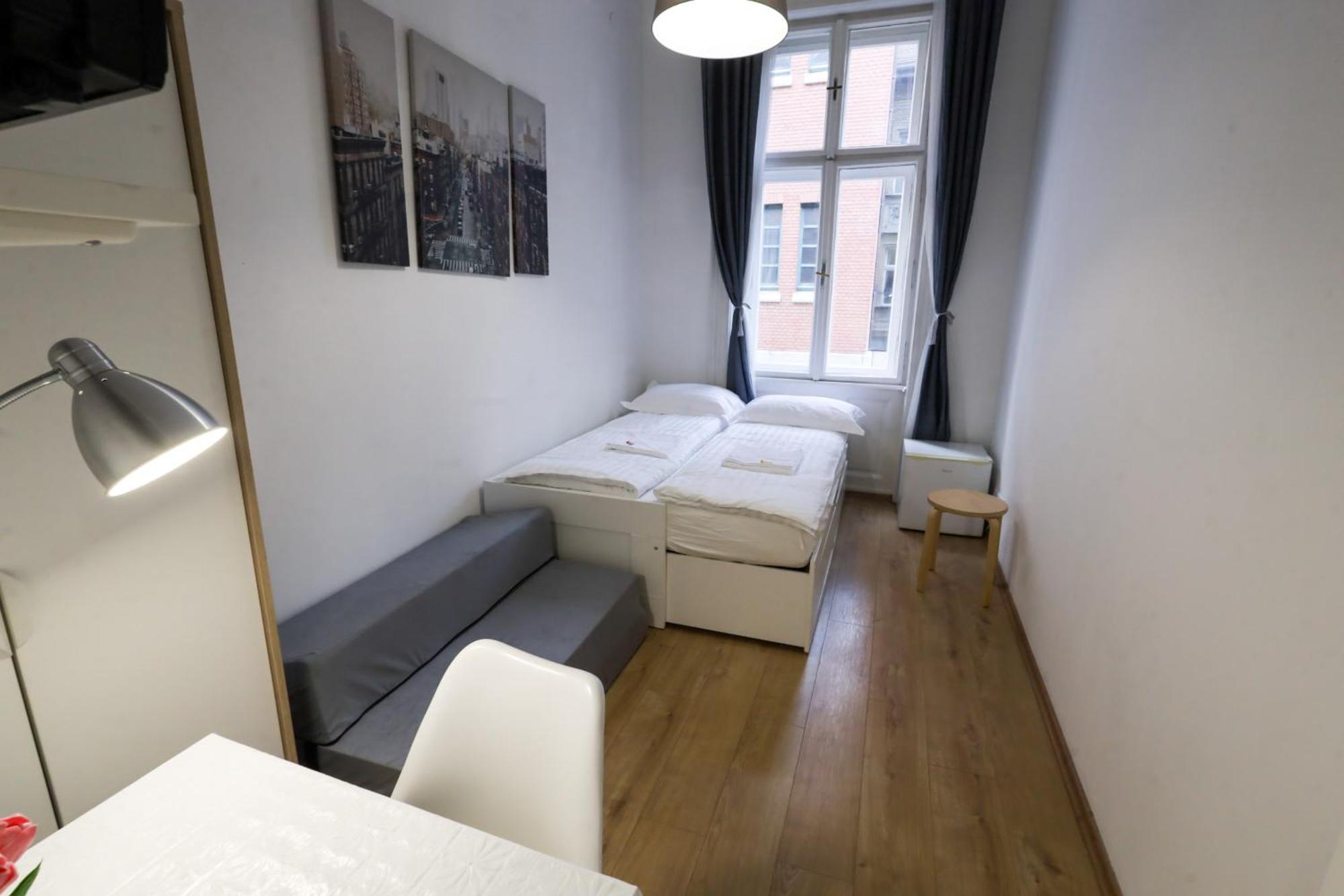 Budapest Pest-Port Apartment 4 Rooms For 16 Person 外观 照片