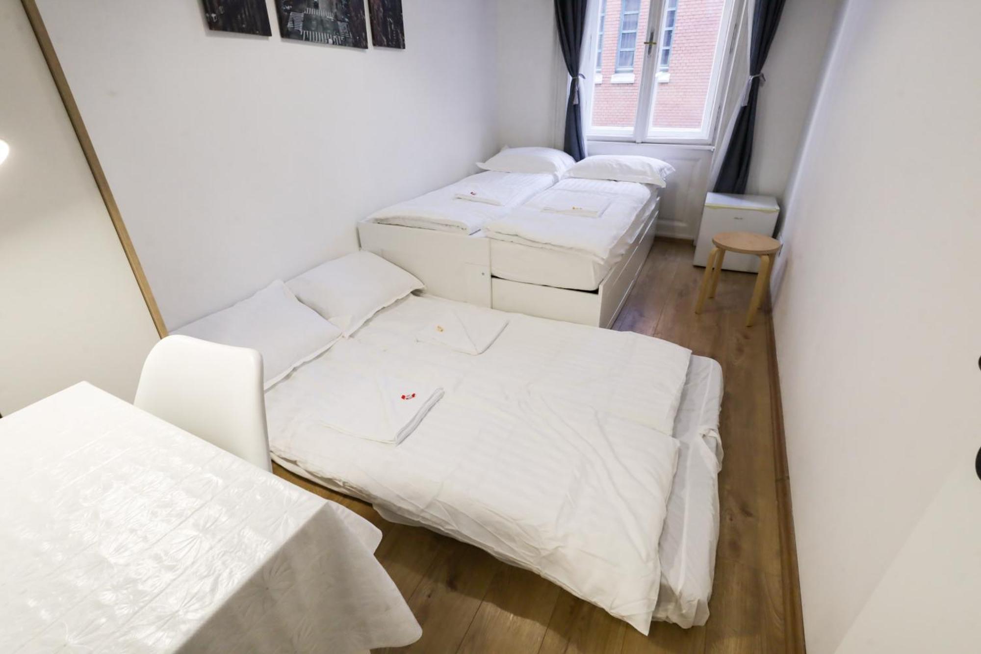 Budapest Pest-Port Apartment 4 Rooms For 16 Person 外观 照片