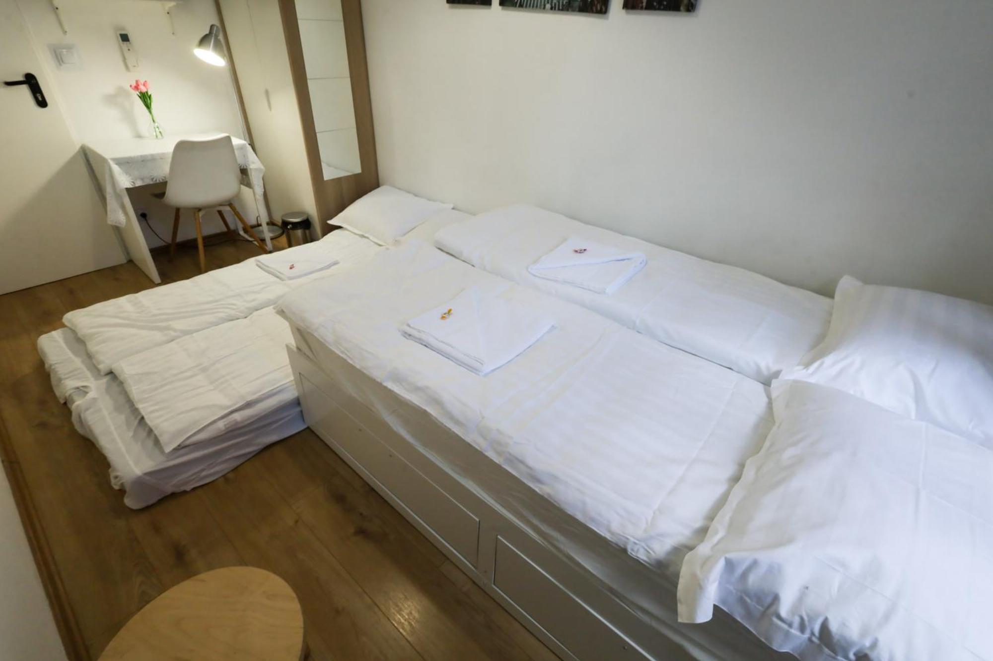 Budapest Pest-Port Apartment 4 Rooms For 16 Person 外观 照片